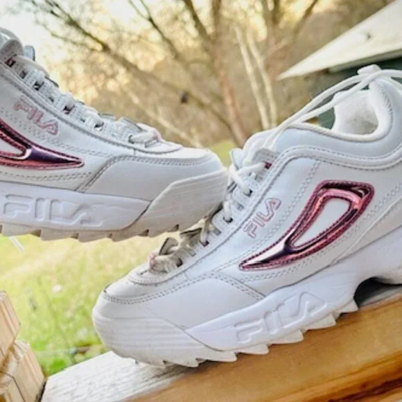 Women's white & metalic pink Fila Sneakers Size 9 - Picture 1 of 10